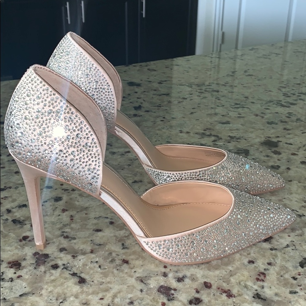 Bagdley Mischka heels